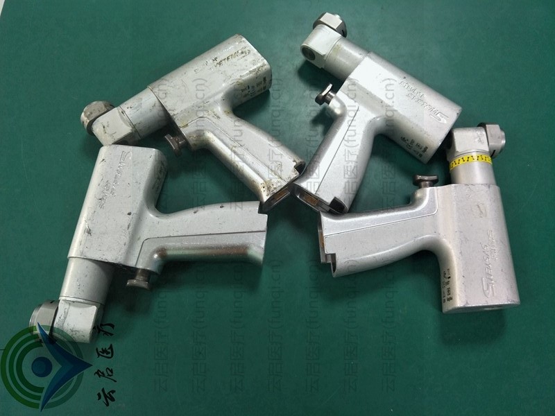 Stryker4208骨鉆    不轉(zhuǎn)，驅(qū)動板故障，更換驅(qū)動板，.jpg