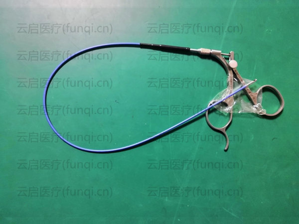 WOLF 827.17軟鉗內(nèi)部堵塞，鉗頭打不開(kāi).jpg