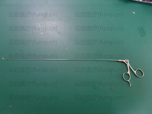 WOLF 8954.68腎鉗   鉚釘脫.jpg