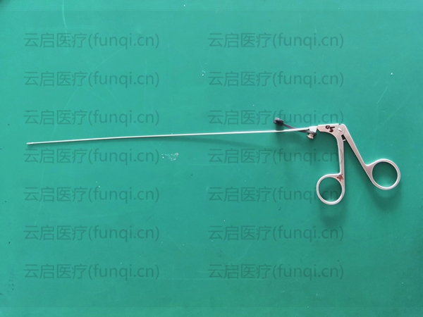 國產(chǎn)宮腔鏡剪刀，剪刀錯位.jpg