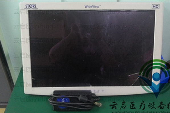 STORZ 9426HDA 顯示器外屏擋板破，內(nèi)屏壞，連接線雜亂 600小 水印 1142.jpg