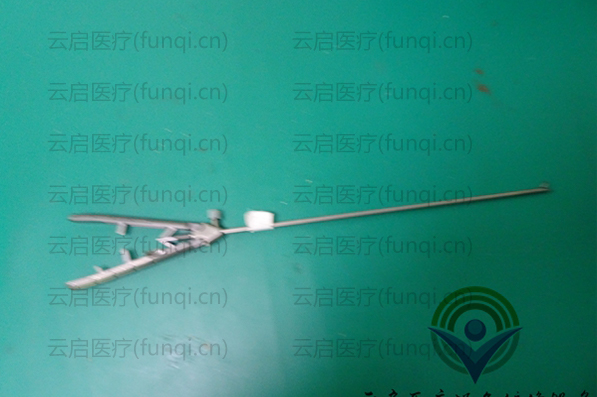 STORZ 26173 KL 持針器 手柄 鉗頭打不開 600小 水印 1125.jpg